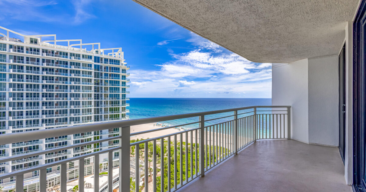 3000 N Ocean Drive 17 B, Singer Island, FL 33404