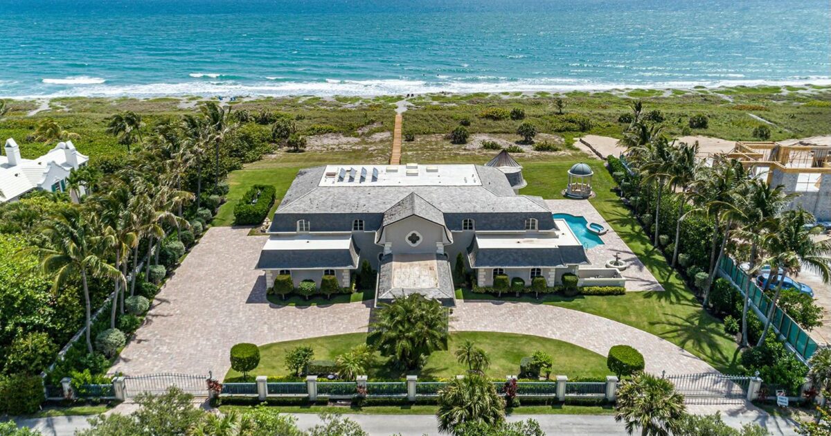 477 S Beach Road, Jupiter Island, FL 33455