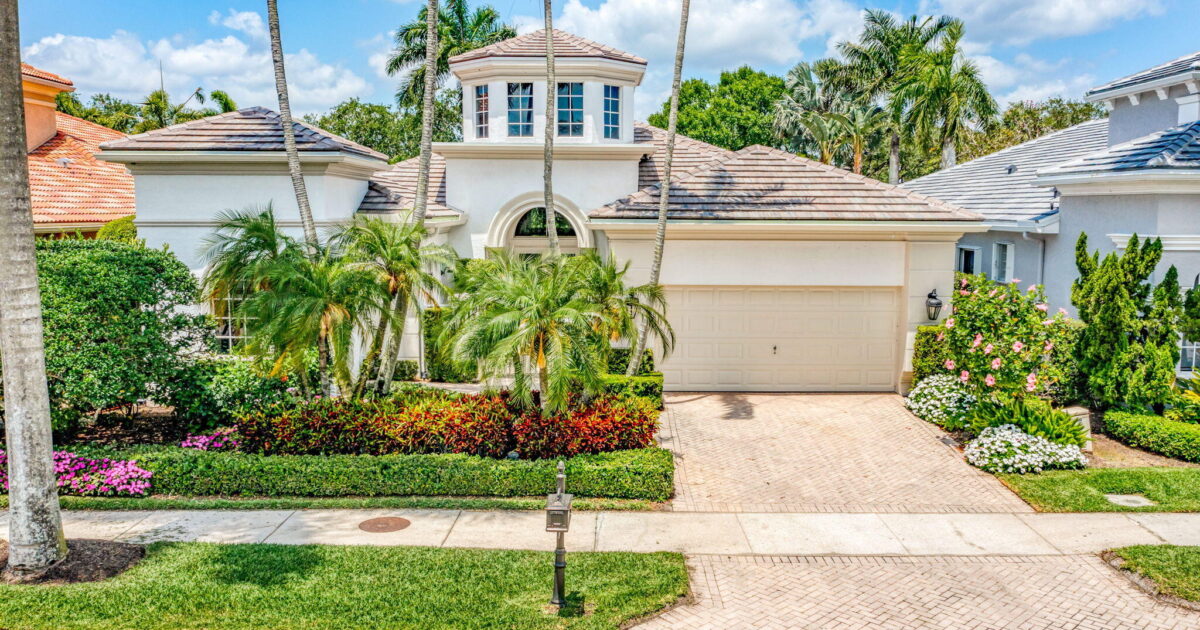 119 Via Paradisio, Palm Beach Gardens, FL 33418