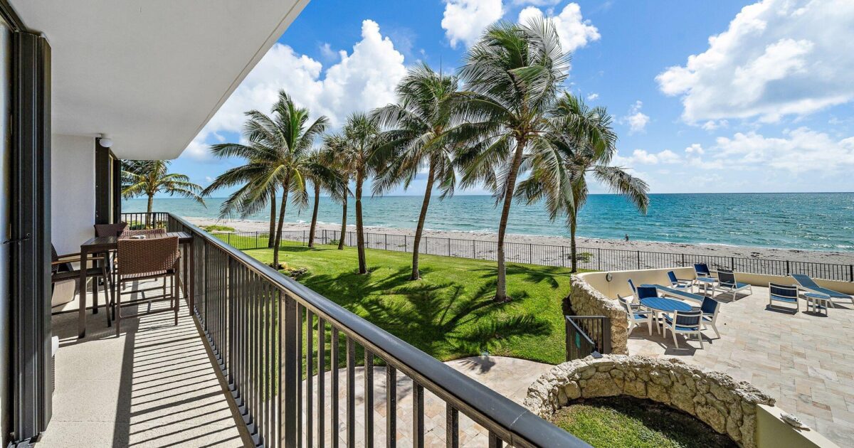 200 Beach Road 102, Tequesta, FL 33469