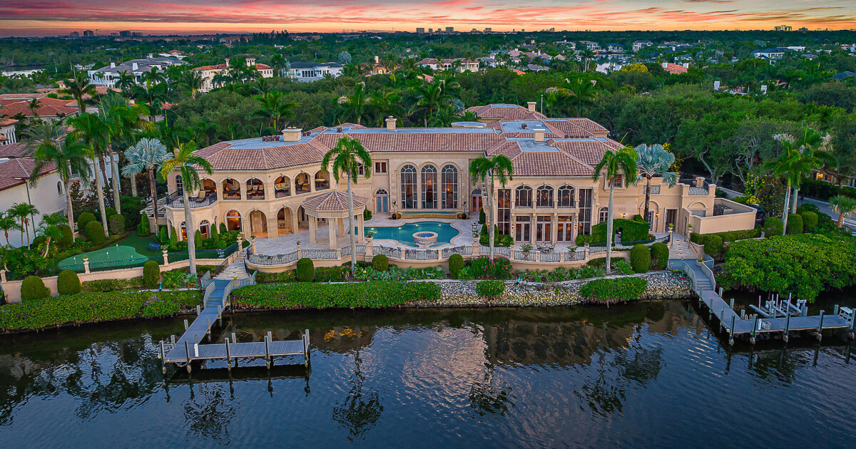 209 Commodore Drive, Jupiter, FL 33477