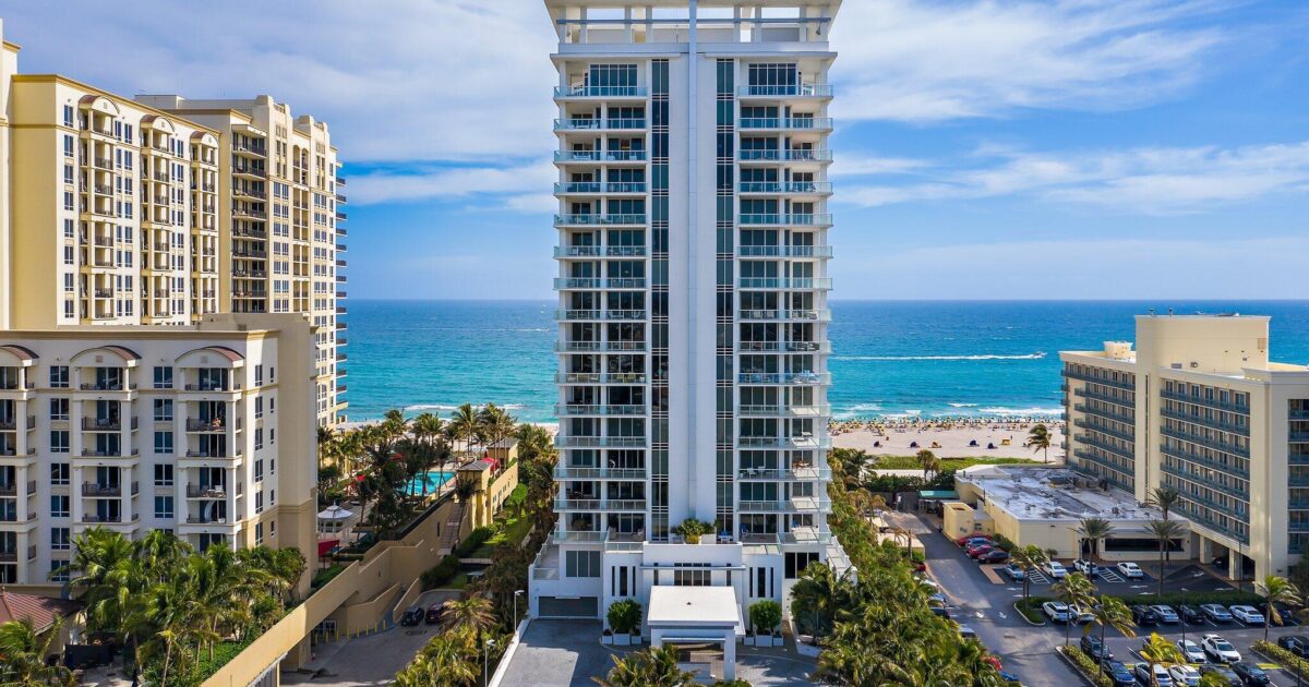 3730 N Ocean Drive 9d, Singer Island, FL 33404