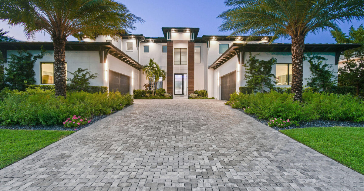 1060 Fairview Lane, Singer Island, FL 33404