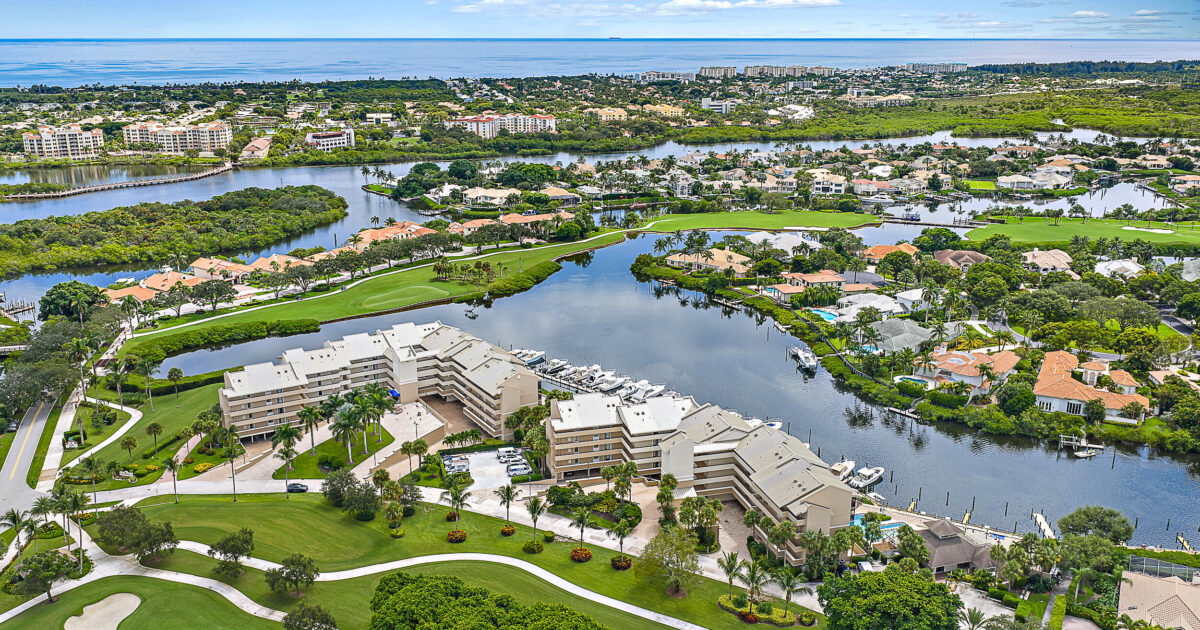 16910 Bay Street E204, Jupiter, FL 33477