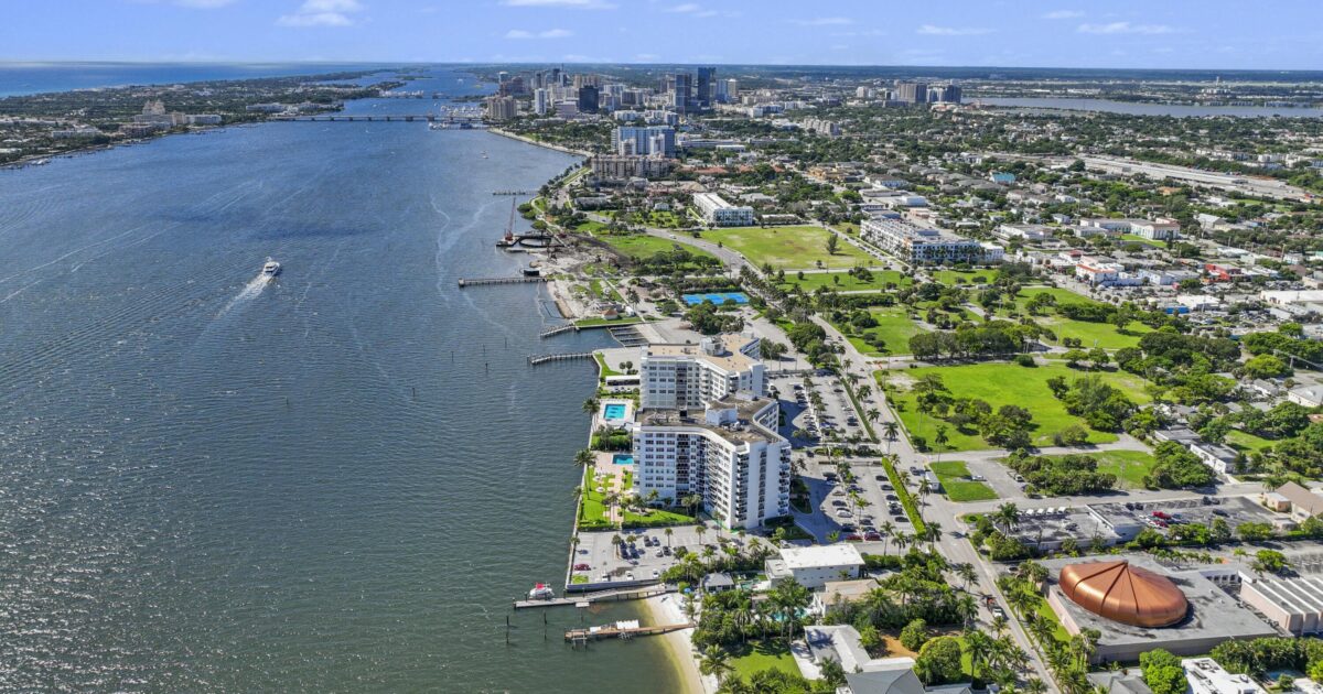 2814 N Flagler Drive, West Palm Beach, FL 33407