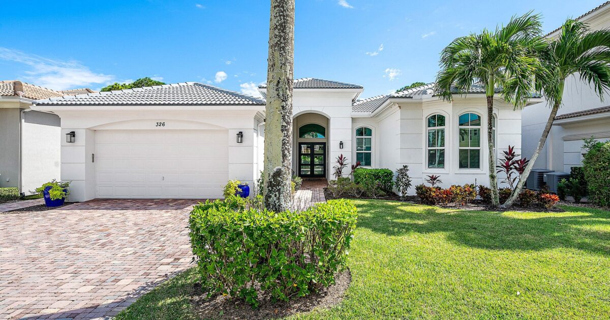 326 Charroux Drive, Palm Beach Gardens, FL 33410