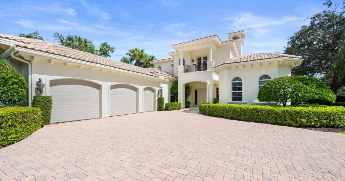 115 Echo Lane, Jupiter, FL 33458