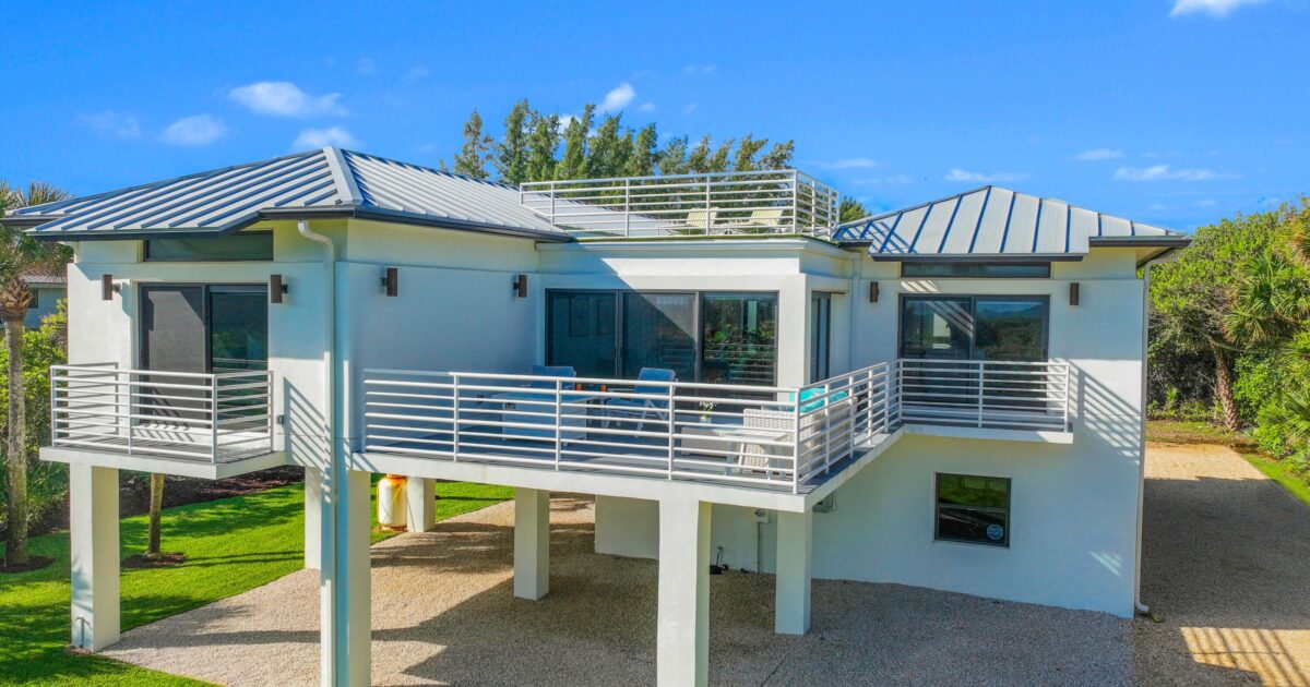 116 N Beach Road, Jupiter Island, FL 33455