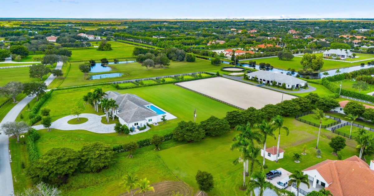 15359 Sunnyland Lane, Wellington, FL 33414