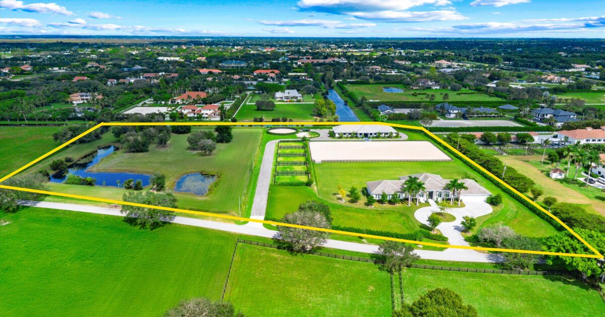 15385 Sunnyland Lane, Wellington, FL 33414