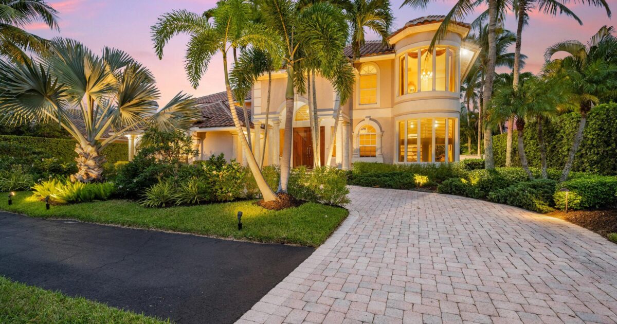 3164 Casseekey Island Road, Jupiter, FL 33477