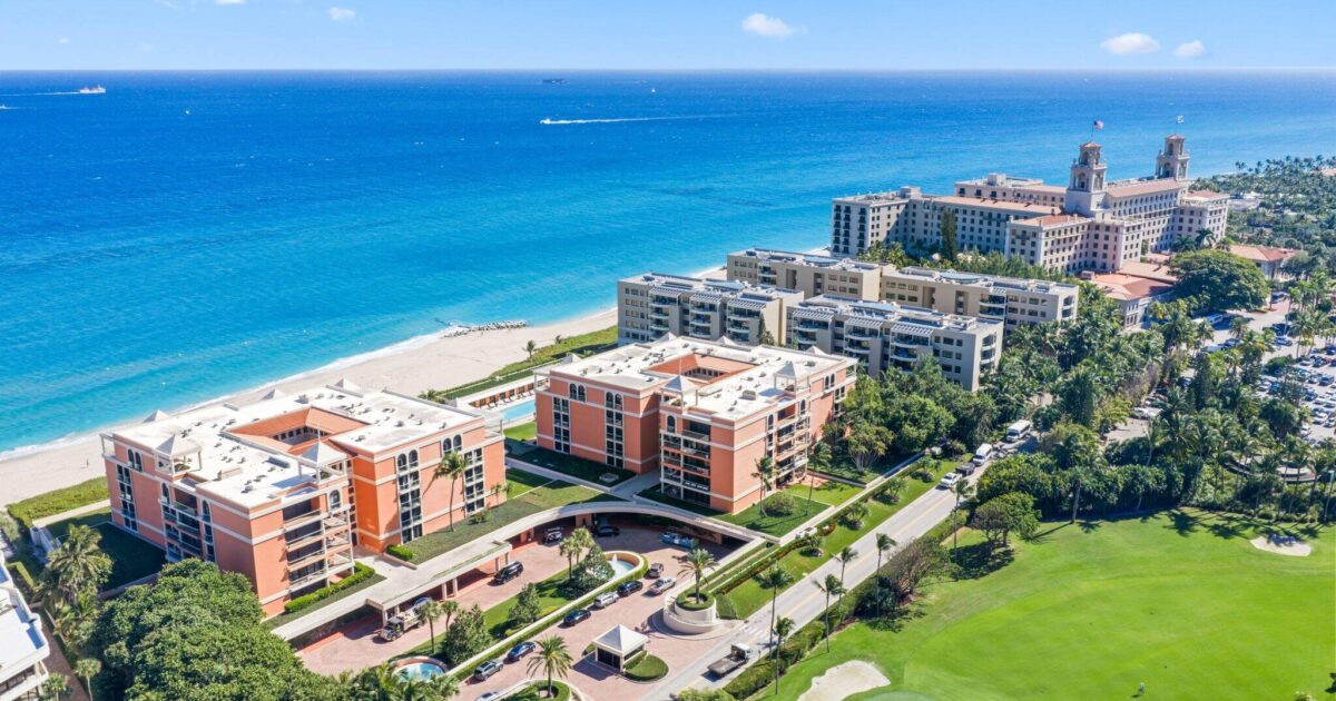 2 N Breakers Row S32, Palm Beach, FL 33480