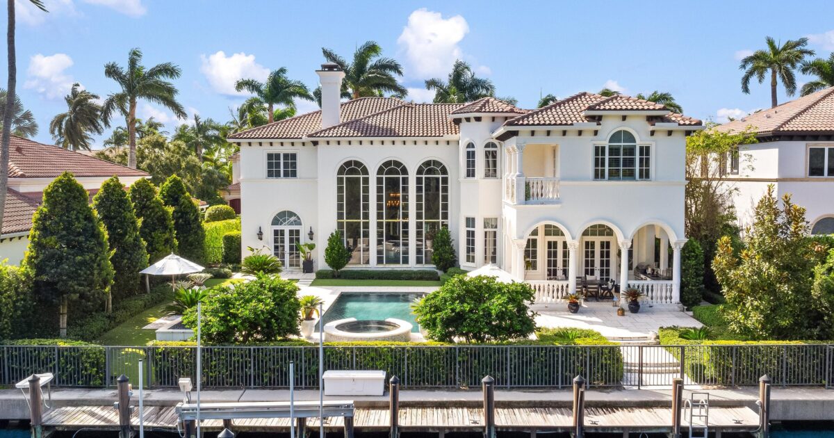 853 Harbour Isle Place, North Palm Beach, FL 33410