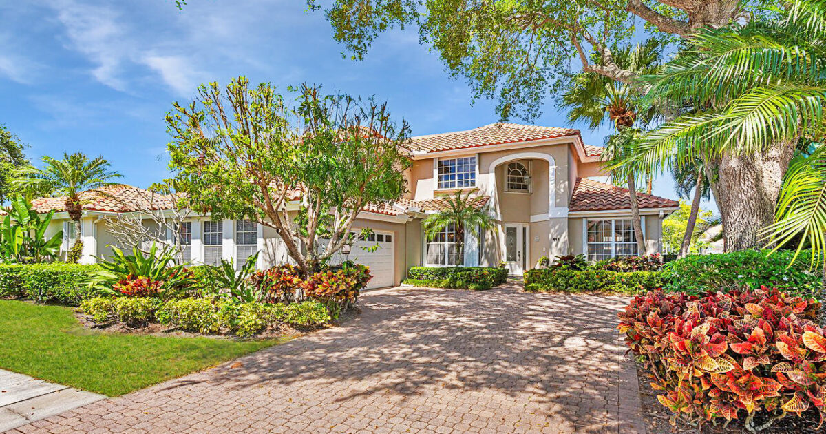 411 Eagleton Cove Way, Palm Beach Gardens, FL 33418