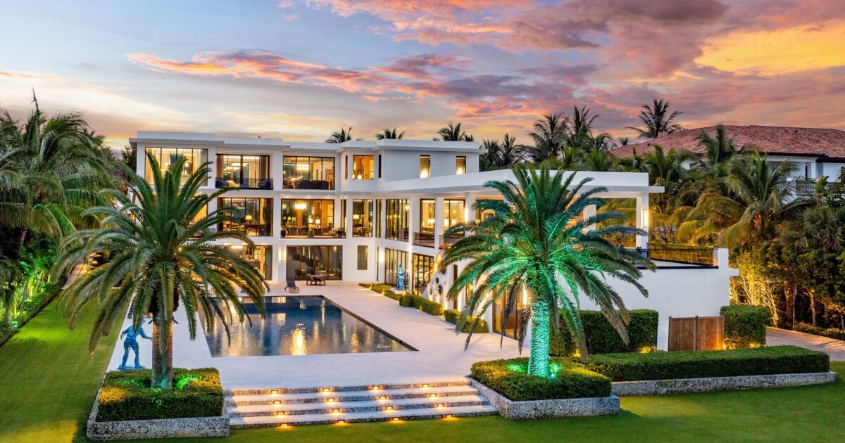 1660 S Ocean Boulevard, Manalapan, FL 33462