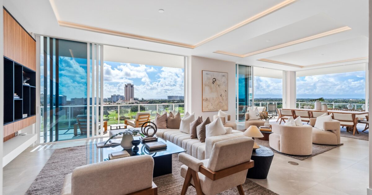 220 SE Mizner Boulevard Ph-24, Boca Raton, FL 33432