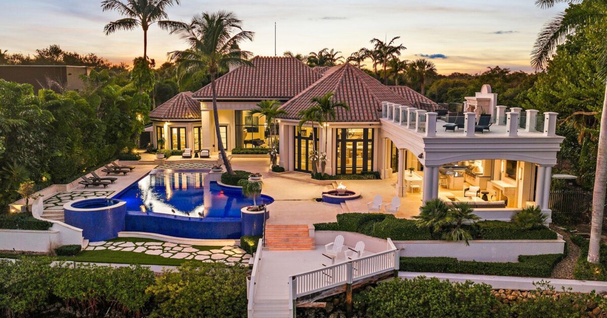 372 Regatta Drive, Jupiter, FL 33477