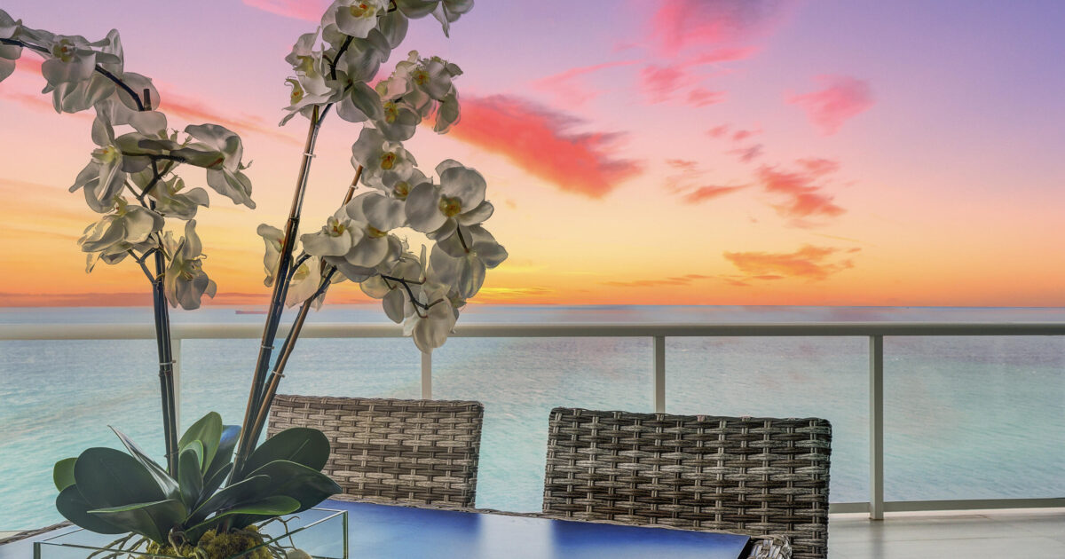 3730 N Ocean Drive 18 A, Singer Island, FL 33404