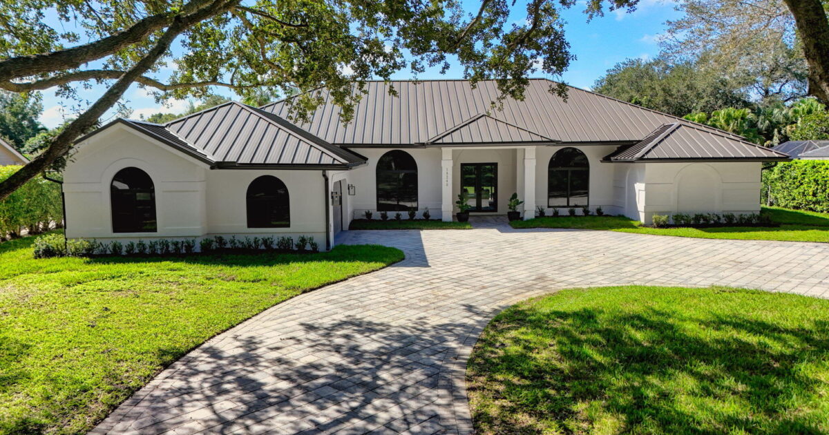 18240 SE Heritage Drive, Tequesta, FL 33469