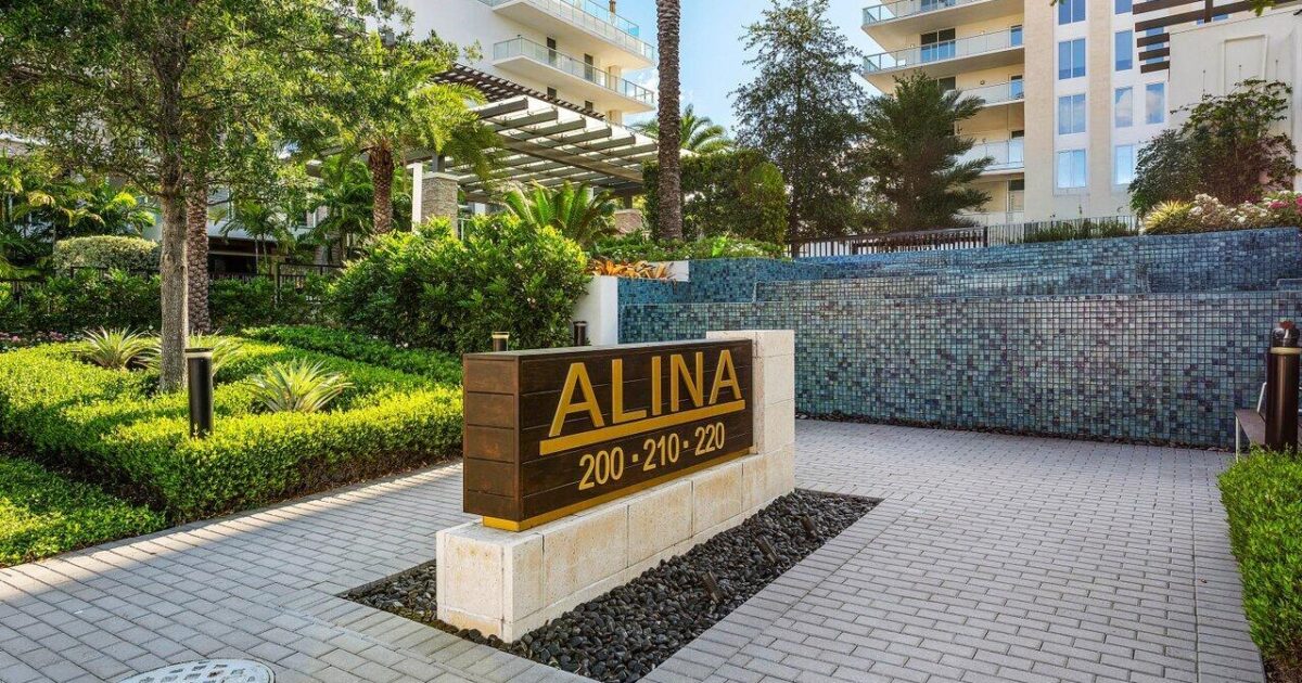 220 SE Mizner Boulevard 409, Boca Raton, FL 33432