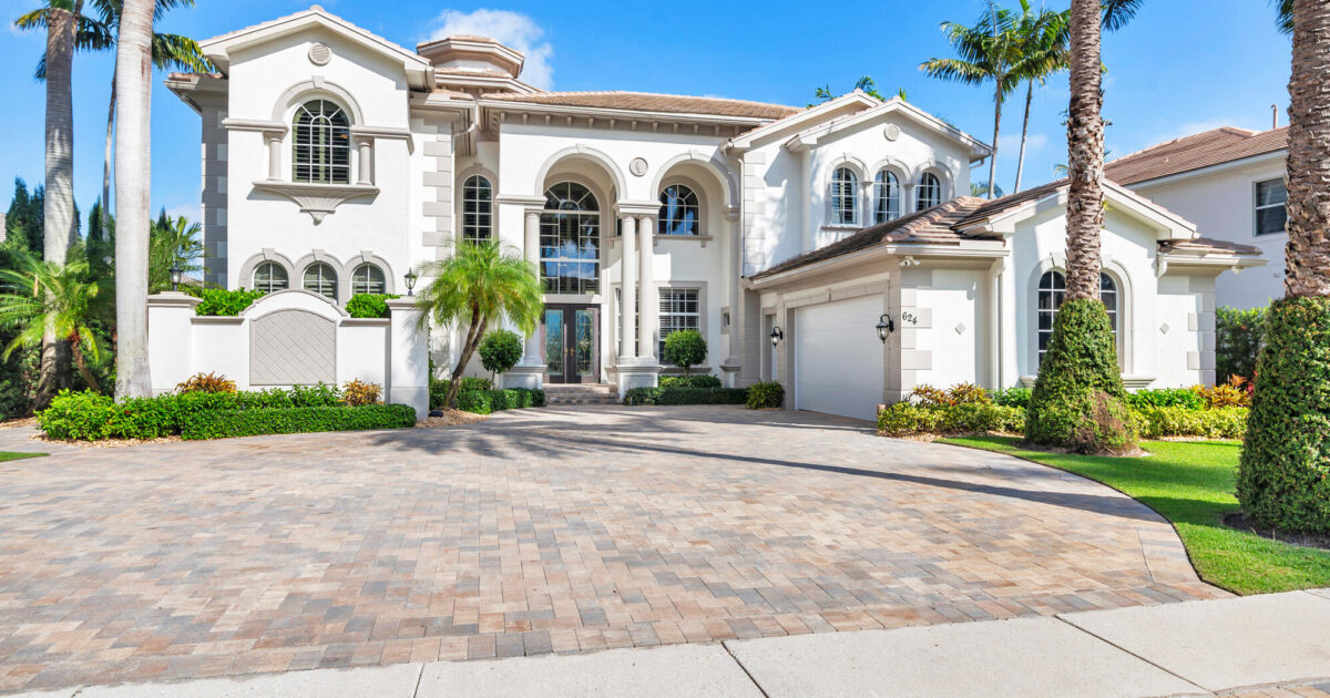 624 Hermitage Circle, Palm Beach Gardens, FL 33410