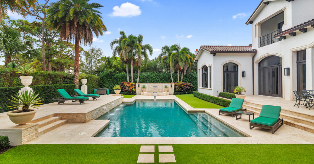 135 W Bears Club Drive, Jupiter, FL 33477