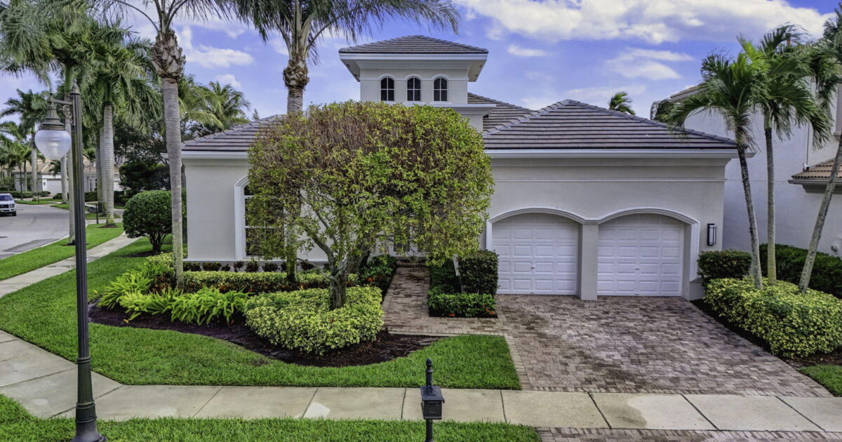 502 Via Toledo, Palm Beach Gardens, FL 33418