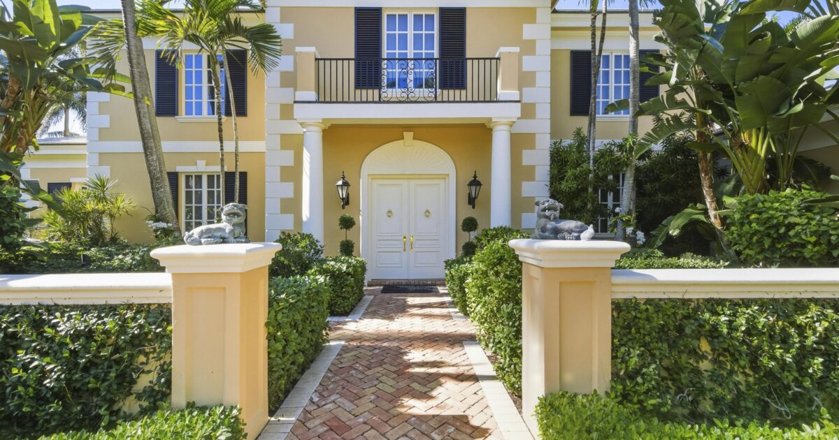 127 Ocean View Road, Palm Beach, FL 33480