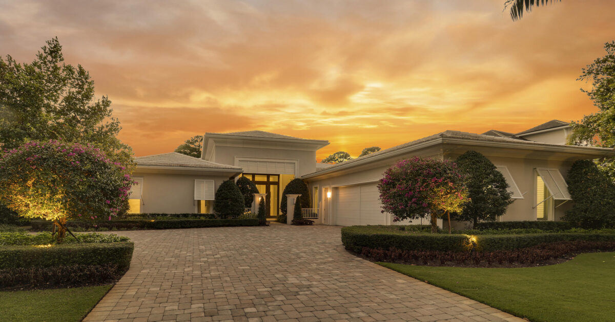 12209 Plantation Way, Palm Beach Gardens, FL 33418