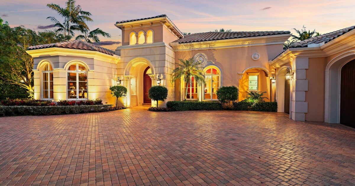 11756 Elina Court, Palm Beach Gardens, FL 33418