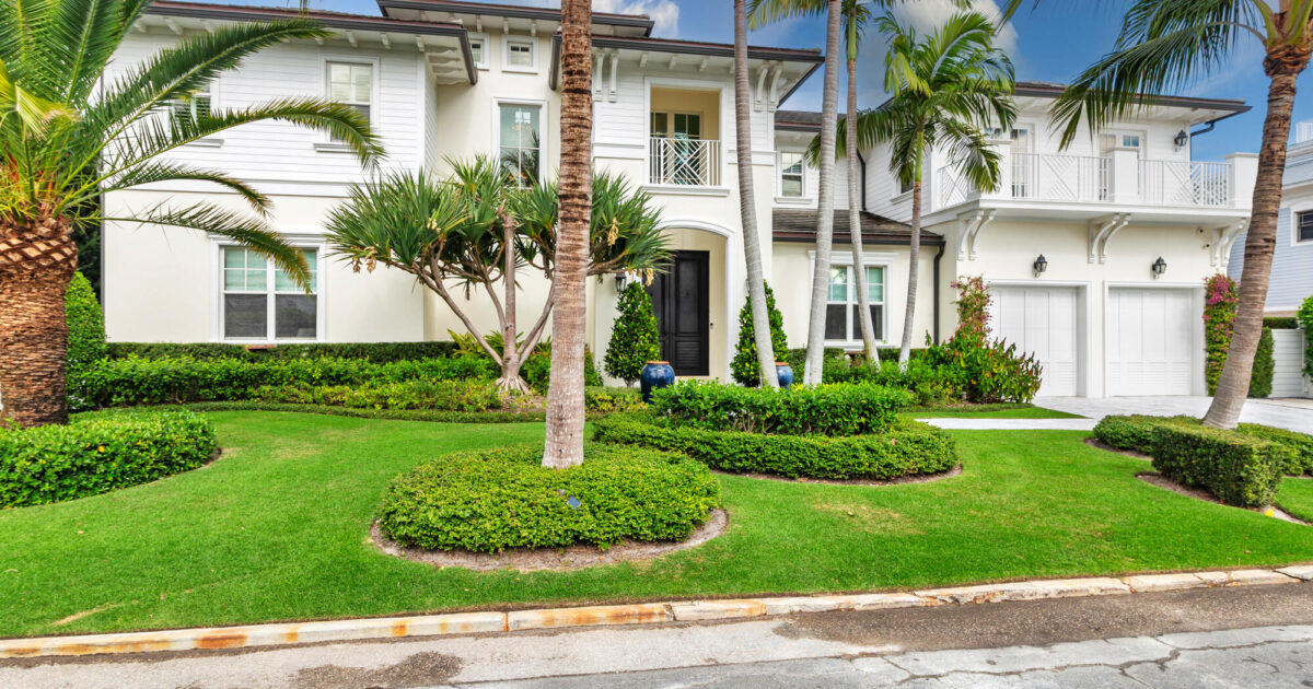 129 Santa Lucia Drive, West Palm Beach, FL 33405