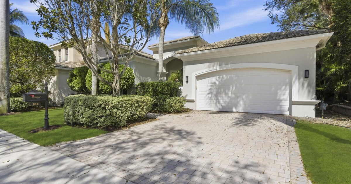 102 Tranquilla Drive, Palm Beach Gardens, FL 33418