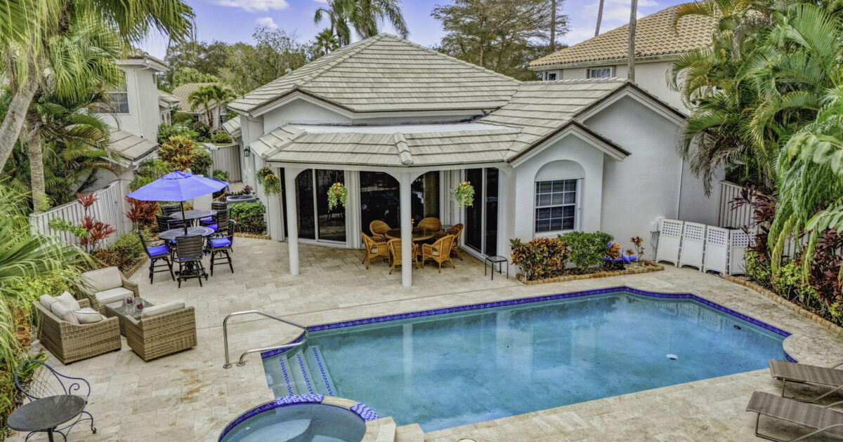 108 Eagleton Lane, Palm Beach Gardens, FL 33418