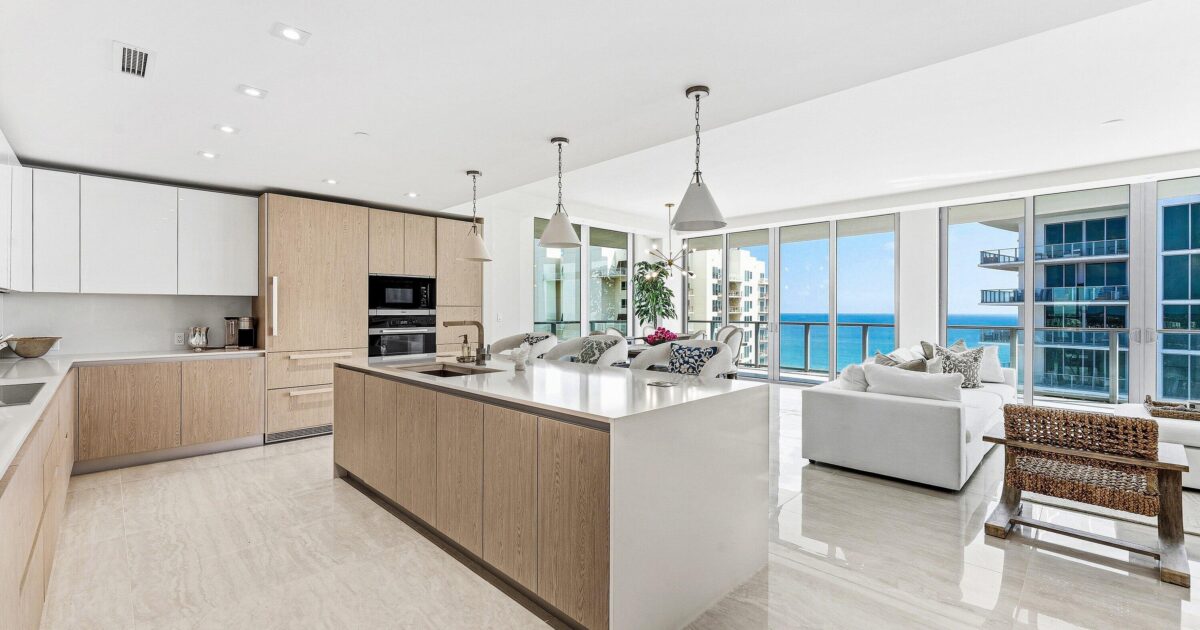 3100 N Ocean Drive 1702p, Singer Island, FL 33404