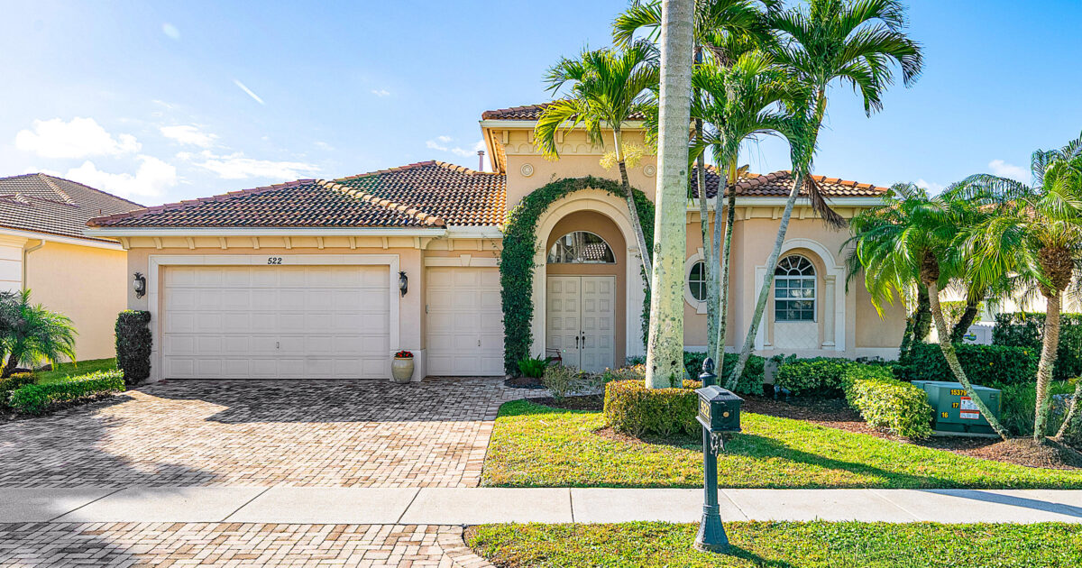 522 Les Jardin Drive, Palm Beach Gardens, FL 33410