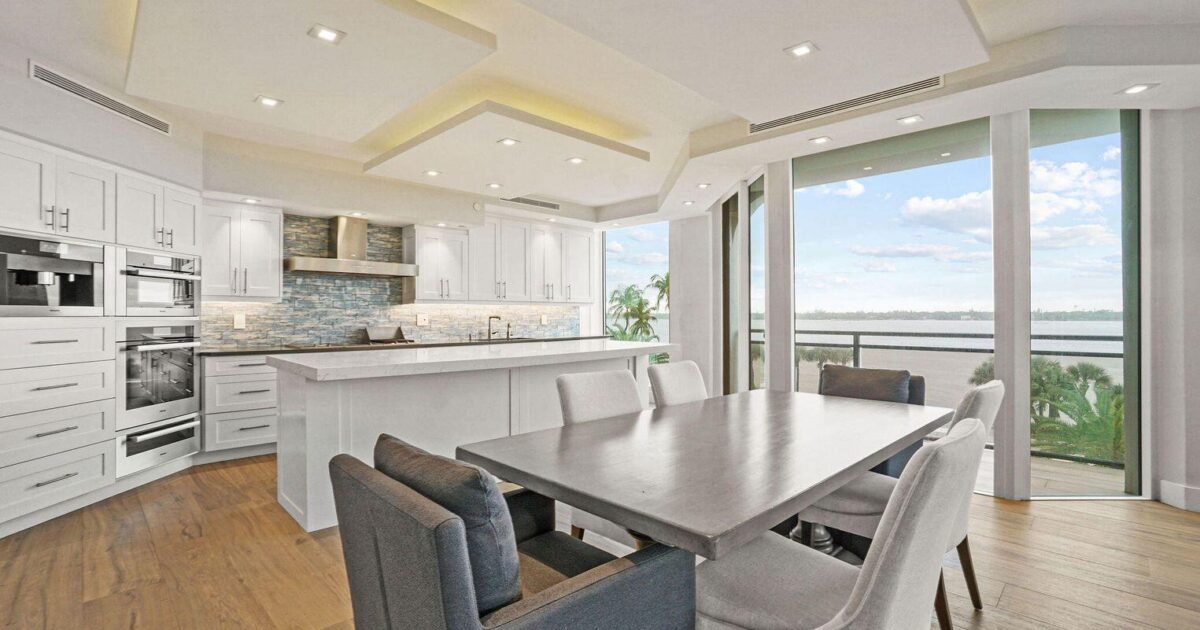 3100 S Ocean Boulevard 306n, Palm Beach, FL 33480