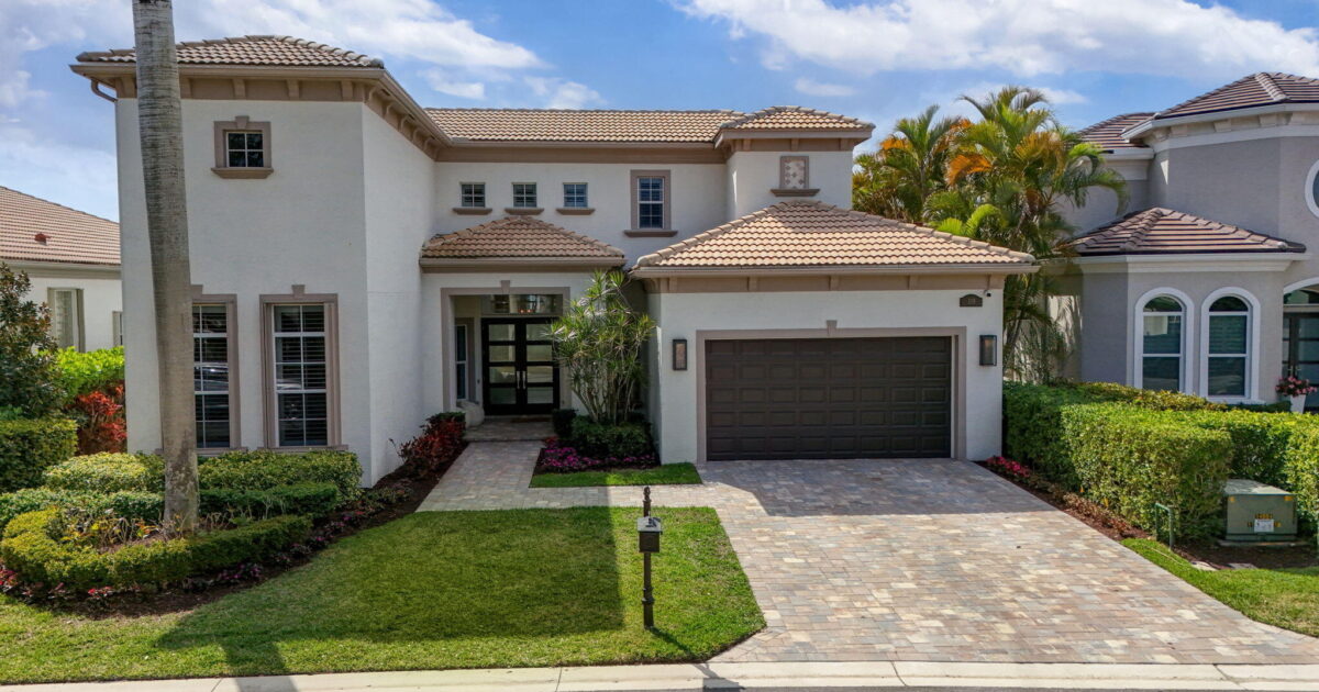 119 Dalena Way, Palm Beach Gardens, FL 33418