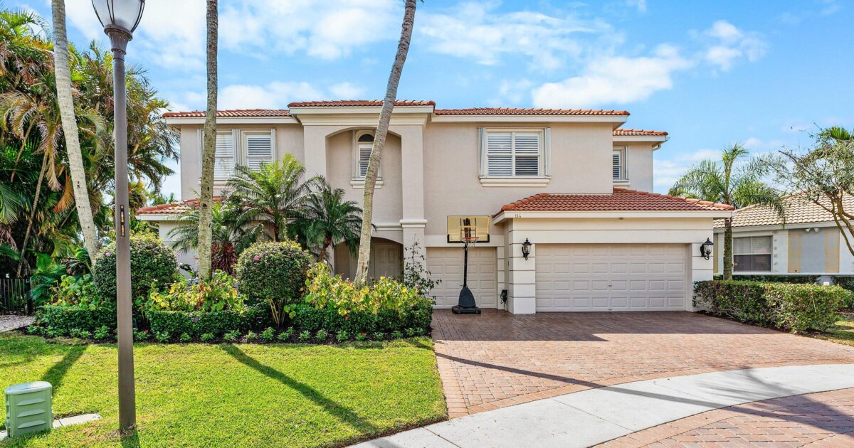 114 La Vida Court, Palm Beach Gardens, FL 33418