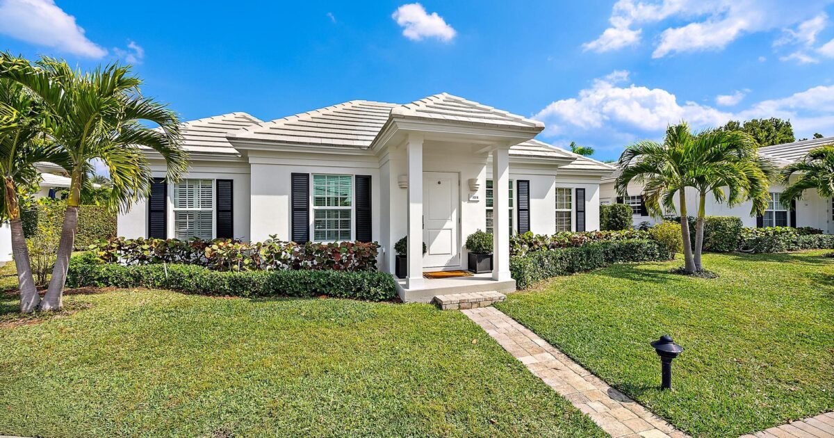 105 Evans Lane, Manalapan, FL 33462