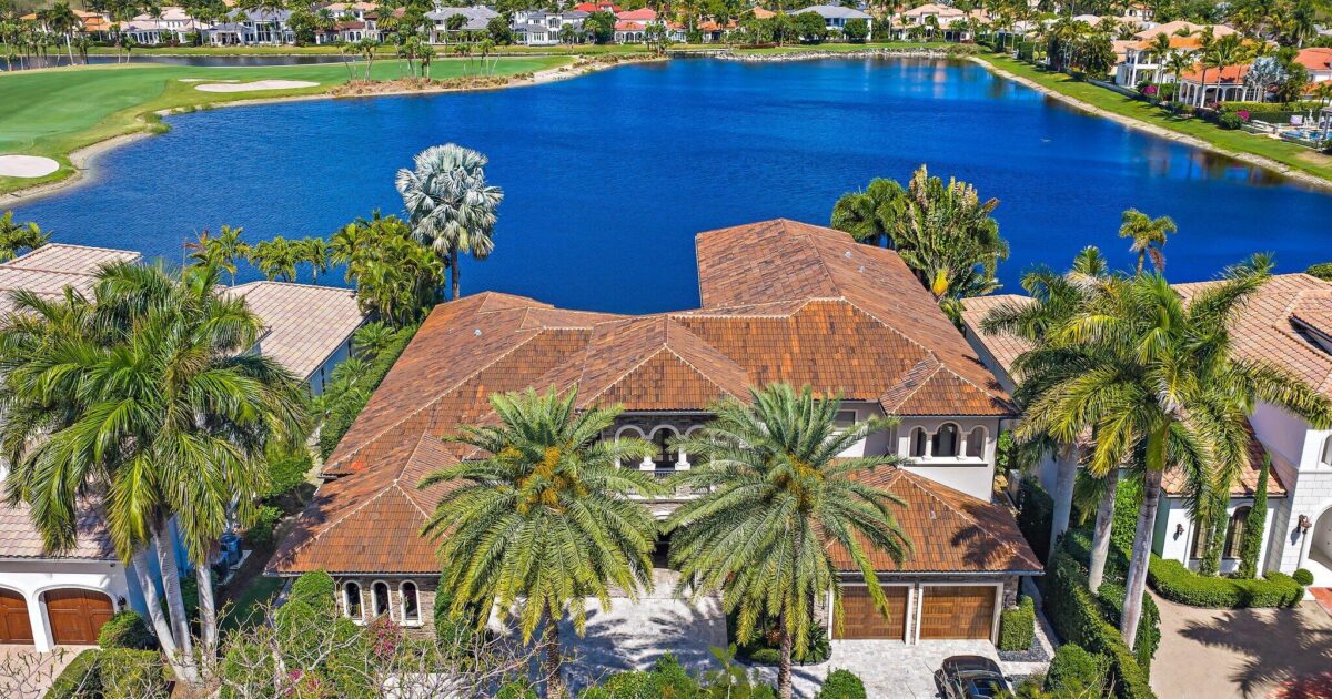 636 Hermitage Circle, Palm Beach Gardens, FL 33410