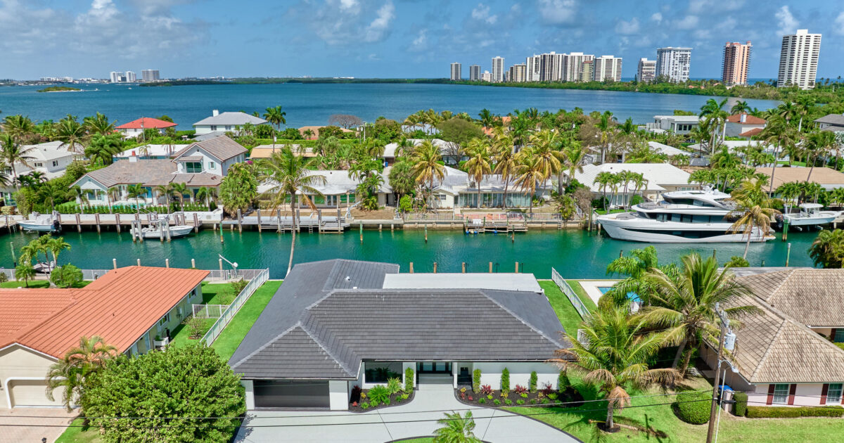 1170 Fairview Lane, Singer Island, FL 33404