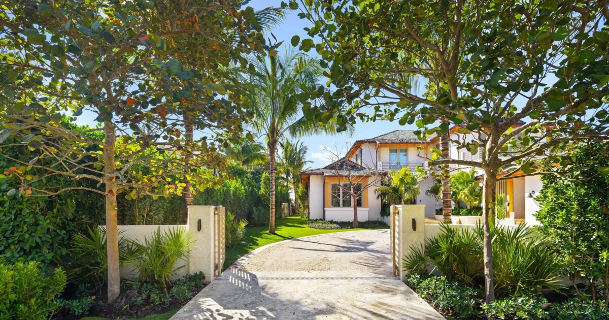 1265 N Lake Way, Palm Beach, FL 33480