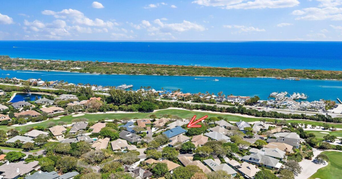 18515 SE Prestwick Lane, Tequesta, FL 33469