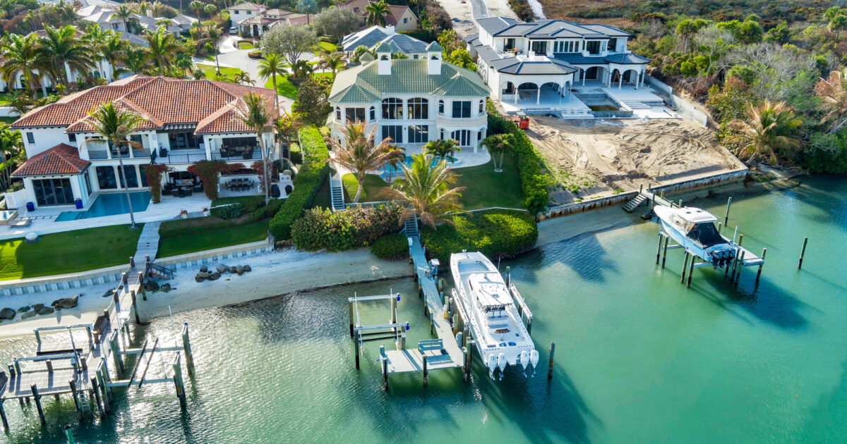 17129 SE Limerick Court, Tequesta, FL 33469