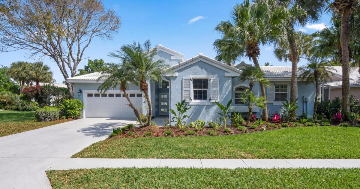 17104 Crossgate Drive, Jupiter, FL 33477