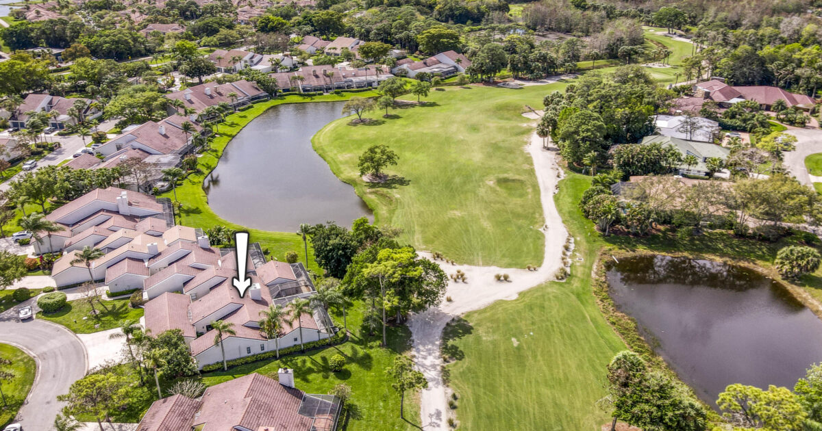 18 Edinburgh Drive, Palm Beach Gardens, FL 33418