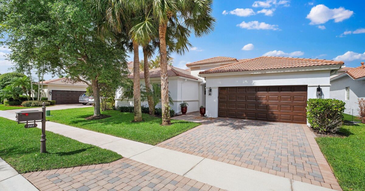 103 La Vida Court, Palm Beach Gardens, FL 33418
