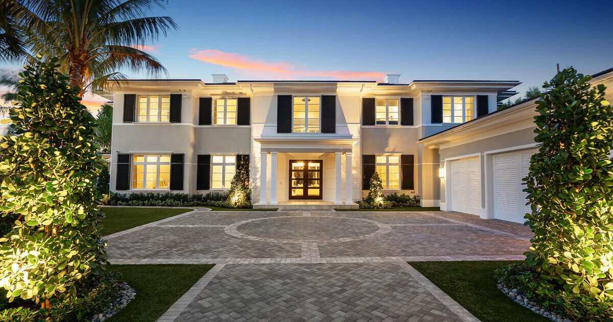 133 W Coconut Palm Road, Boca Raton, FL 33432