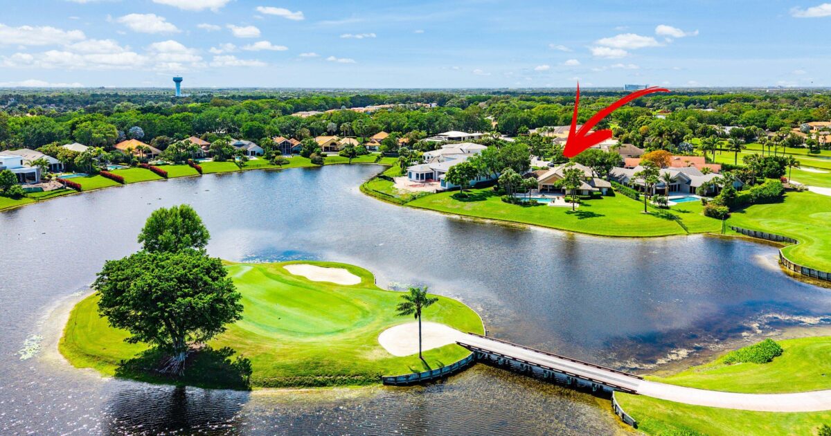 3566 Loire Lane, Palm Beach Gardens, FL 33410