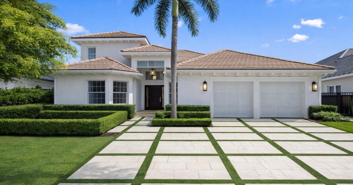 204 Birkdale Lane, Jupiter, FL 33458